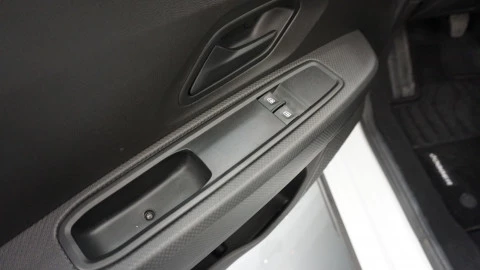 Dacia Jogger Essential 74kW (100CV) ECO-G 5 plazas