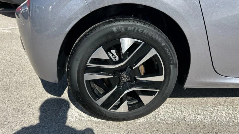 Peugeot 208 Allure Gasolina 100 S&S 6 Vel. MAN