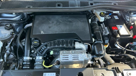 Peugeot 208 Allure Gasolina 100 S&S 6 Vel. MAN