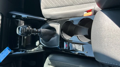 Peugeot 208 Allure Gasolina 100 S&S 6 Vel. MAN