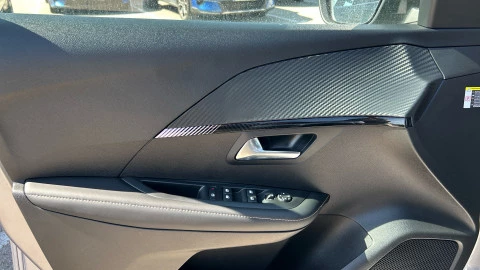 Peugeot 208 Allure Gasolina 100 S&S 6 Vel. MAN