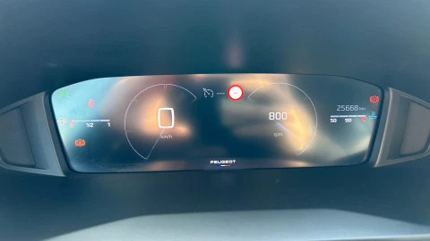 Peugeot 208 Allure Gasolina 100 S&S 6 Vel. MAN