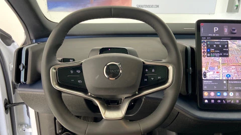 Volvo EX30 Single Motor Extended Range Ultra Auto