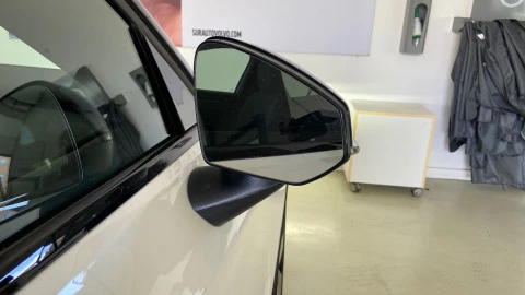 Volvo EX30 Single Motor Extended Range Ultra Auto