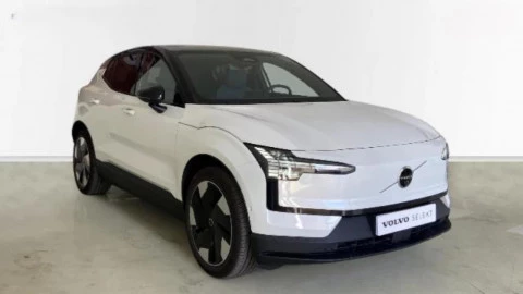 Volvo EX30 Single Motor Extended Range Ultra Auto