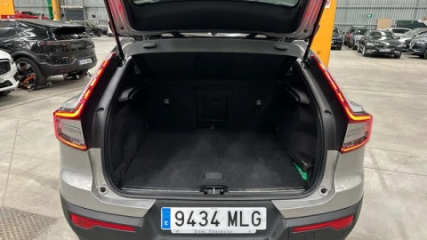Volvo C40 Electrico Recharge Core Auto 170 kW (231 CV)