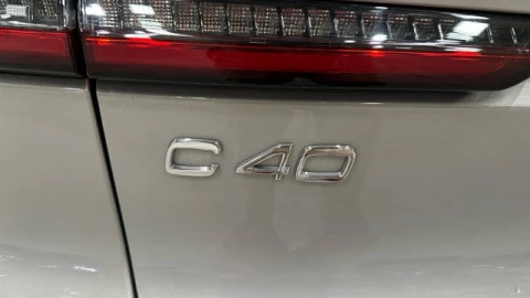 Volvo C40 Electrico Recharge Core Auto 170 kW (231 CV)