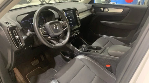Volvo XC40 2.0 D3 Business Plus Auto Volvo XC40 2.0 D3 Business Plus Auto