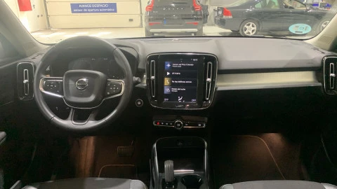 Volvo XC40 2.0 D3 Business Plus Auto Volvo XC40 2.0 D3 Business Plus Auto