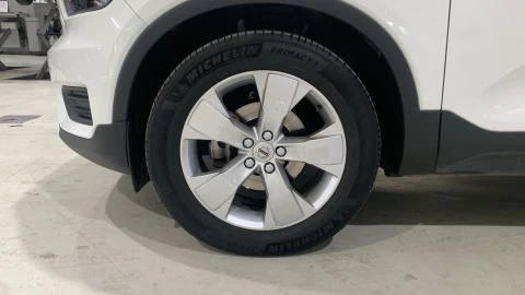 Volvo XC40 2.0 D3 Business Plus Auto Volvo XC40 2.0 D3 Business Plus Auto