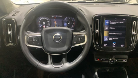 Volvo XC40 2.0 D3 Business Plus Auto Volvo XC40 2.0 D3 Business Plus Auto