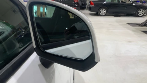 Volvo XC40 2.0 D3 Business Plus Auto Volvo XC40 2.0 D3 Business Plus Auto