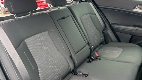 Kia Sportage 1.6 T-GDi 118kW (160CV) Drive 17