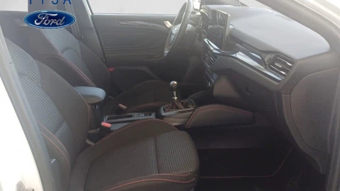 Ford Focus 1.0 Ecoboost MHEV 92kW ST-Line X