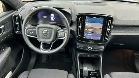 Volvo XC40 Recharge Single Extended Plus Auto