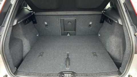 Volvo XC40 Recharge Single Extended Plus Auto