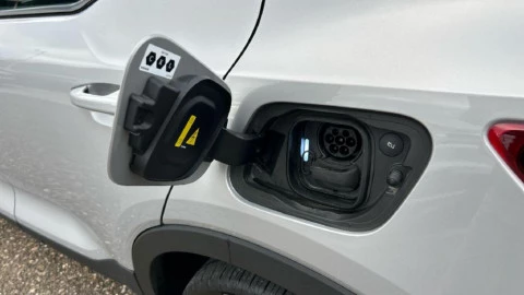 Volvo XC40 Recharge Single Extended Plus Auto