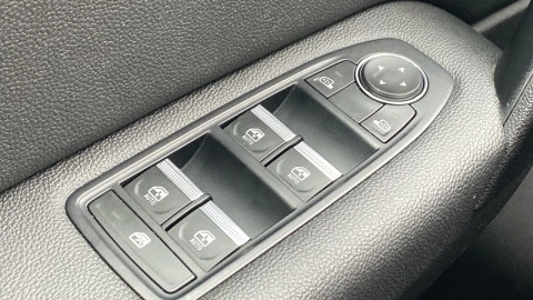 Renault Captur techno TCe 67kW (90CV)