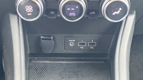 Renault Captur techno TCe 67kW (90CV)