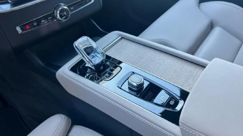 Volvo XC90 2.0 B5 Gasolina AWD Plus Dark Auto