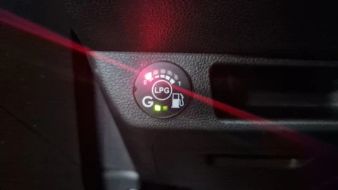 Renault Clio techno Eco-G 100cv (74kW)