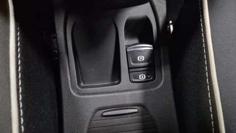 Renault Clio techno Eco-G 100cv (74kW)