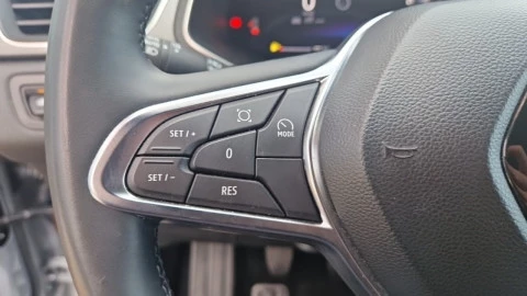 Renault Captur techno Eco-G 100cv (74 kW)