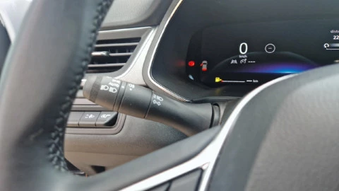 Renault Captur techno Eco-G 100cv (74 kW)