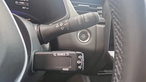 Renault Captur techno Eco-G 100cv (74 kW)