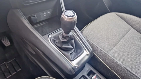 Renault Captur techno Eco-G 100cv (74 kW)