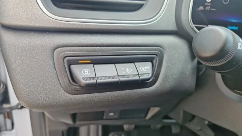 Renault Captur techno Eco-G 100cv (74 kW)