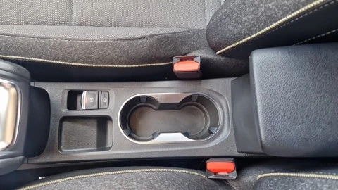 Renault Captur techno Eco-G 100cv (74 kW)