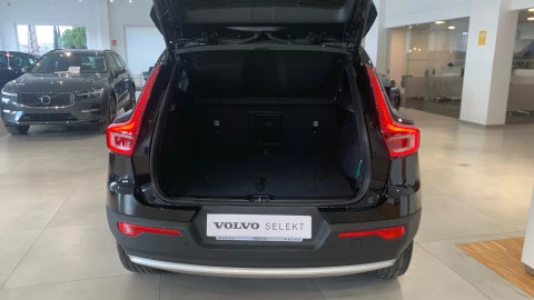 Volvo XC40 2.0 B3 G Core Auto