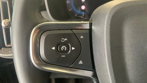 Volvo XC40 2.0 B3 G Core Auto