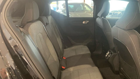 Volvo XC40 2.0 B3 G Core Auto