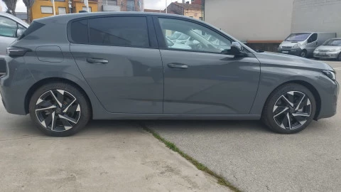 Peugeot 308 5P Allure Hybrid PHEV 180 e-EAT8