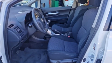 Toyota Auris 1.4 D-4D DPF Active