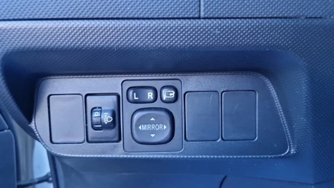 Toyota Auris 1.4 D-4D DPF Active