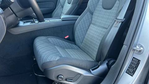 Volvo XC60 2.0 B5 G AWD Core Auto