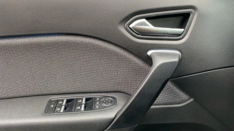 Renault Captur techno Eco-G 100cv (74 kW)