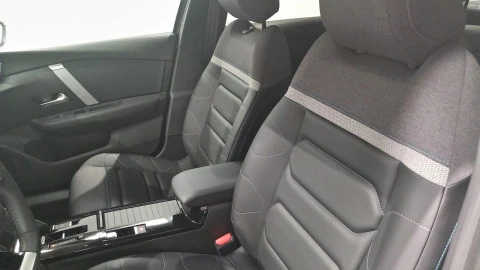 Citroën ë-C4 X ë-C4 X eléctrico 100kW 50KWh Shine