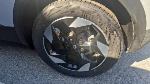 Renault Captur techno Eco-G 100cv (74 kW)