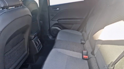 Renault Captur techno Eco-G 100cv (74 kW)