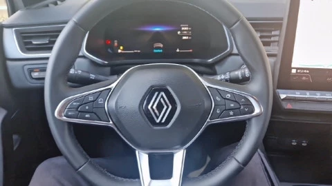 Renault Captur techno Eco-G 100cv (74 kW)