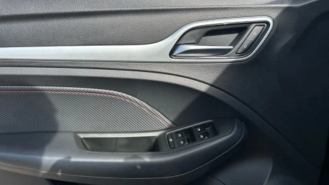 MG ZS 1.0T Luxury Auto