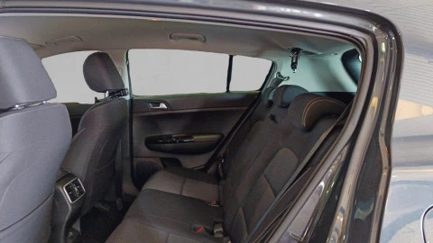 Kia Sportage 1.6 MHEV Drive Plus 100kW (136CV) 4x2