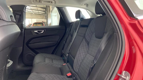 Volvo XC60 2.0 B4 D Core Auto