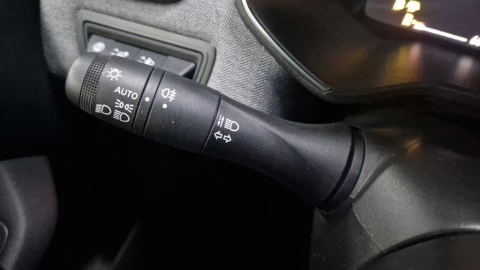 Renault Clio techno Eco-G 100cv (74kW)