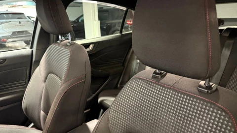 Ford Focus  1.0 Ecoboost MHEV ST Line X 155