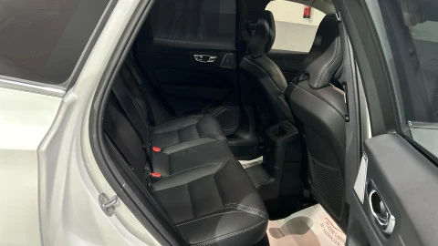 Volvo XC60 2.0 T6 AWD Recharge Ultra Bright Auto